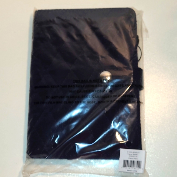 Vera Bradley Travel Wallet - NEW☆ - Picture 9 of 9